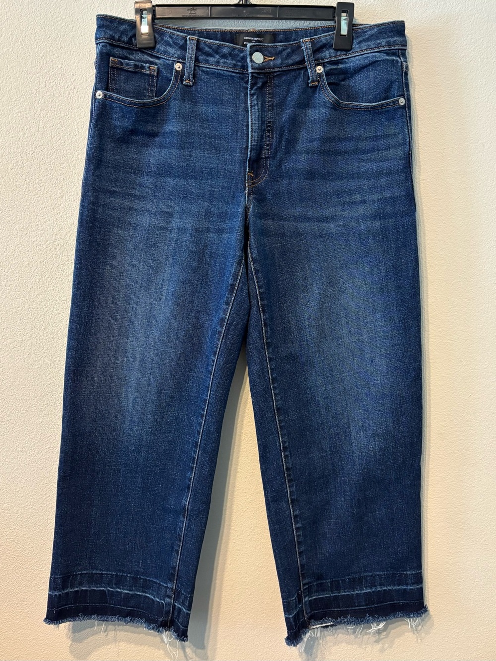 Banana Republic Mid Rise Straight Leg Jeans Raw Hem Dark Wash Denim Size 31/12